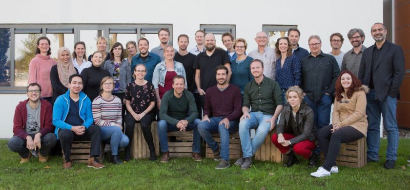 The employees of Genetwister with in the back, fifth from the left; Annemieke Jungerius.